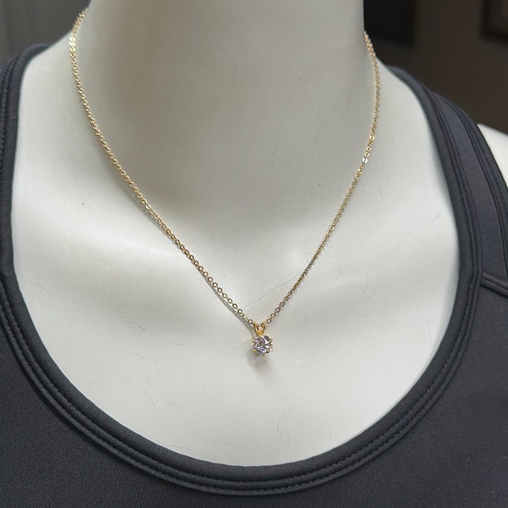 Sparkly CZ cubic zirconia solitaire pendant necklace Simple and shiny